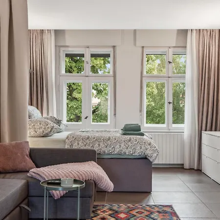 Apartment Cruwzo I Moderne & Gemuetliche Cottbus