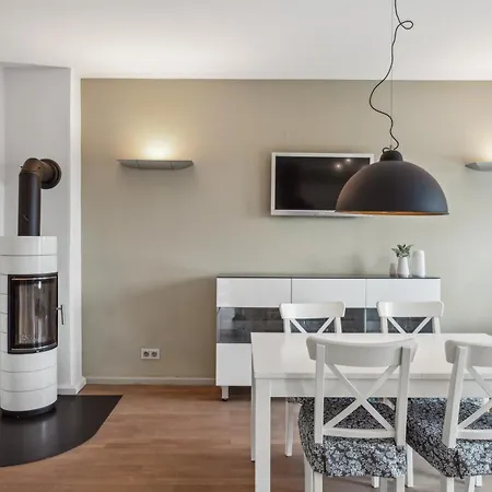 Cruwzo I Moderne & Gemuetliche Apartment Cottbus