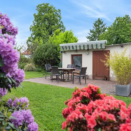 Cruwzo I Moderne & Gemuetliche Apartment Cottbus