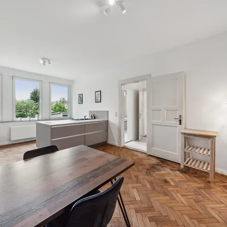 Cruwzo- Moderne & Gemuetliche Lägenhet Cottbus