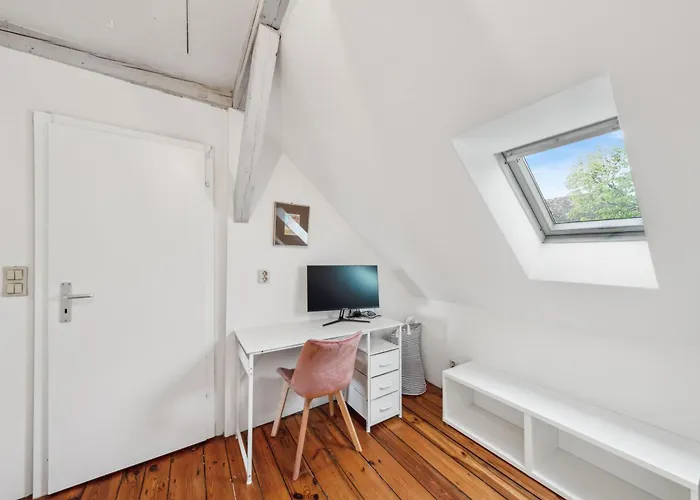 Cruwzo- Moderne & Gemuetliche كوتبوس