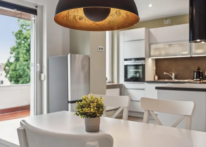 شقة Cruwzo- Moderne & Gemuetliche *