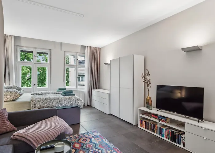 Cruwzo- Moderne & Gemuetliche * كوتبوس