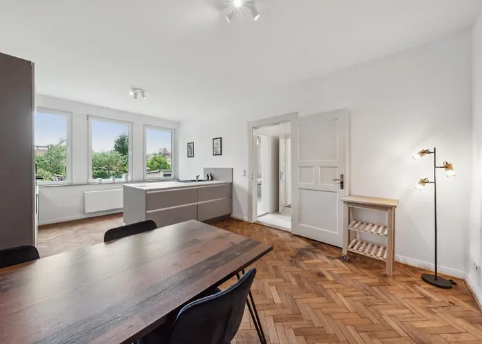 Cruwzo- Moderne & Gemuetliche شقة كوتبوس